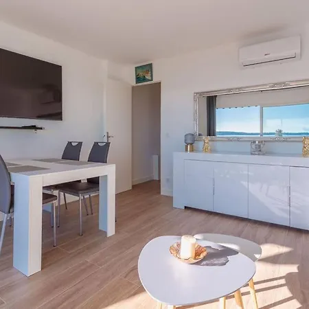 With Panoramic Sea View, Walk To The - Marechal Juin By Halldis *
